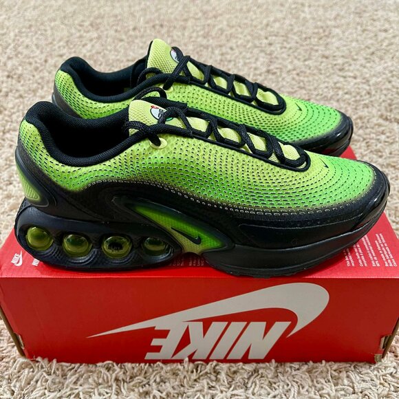 Nike Air Max DN AMD Running Shoes Green HV3521-700, Men’s 8.5/Women’s 10 (New) main image 15